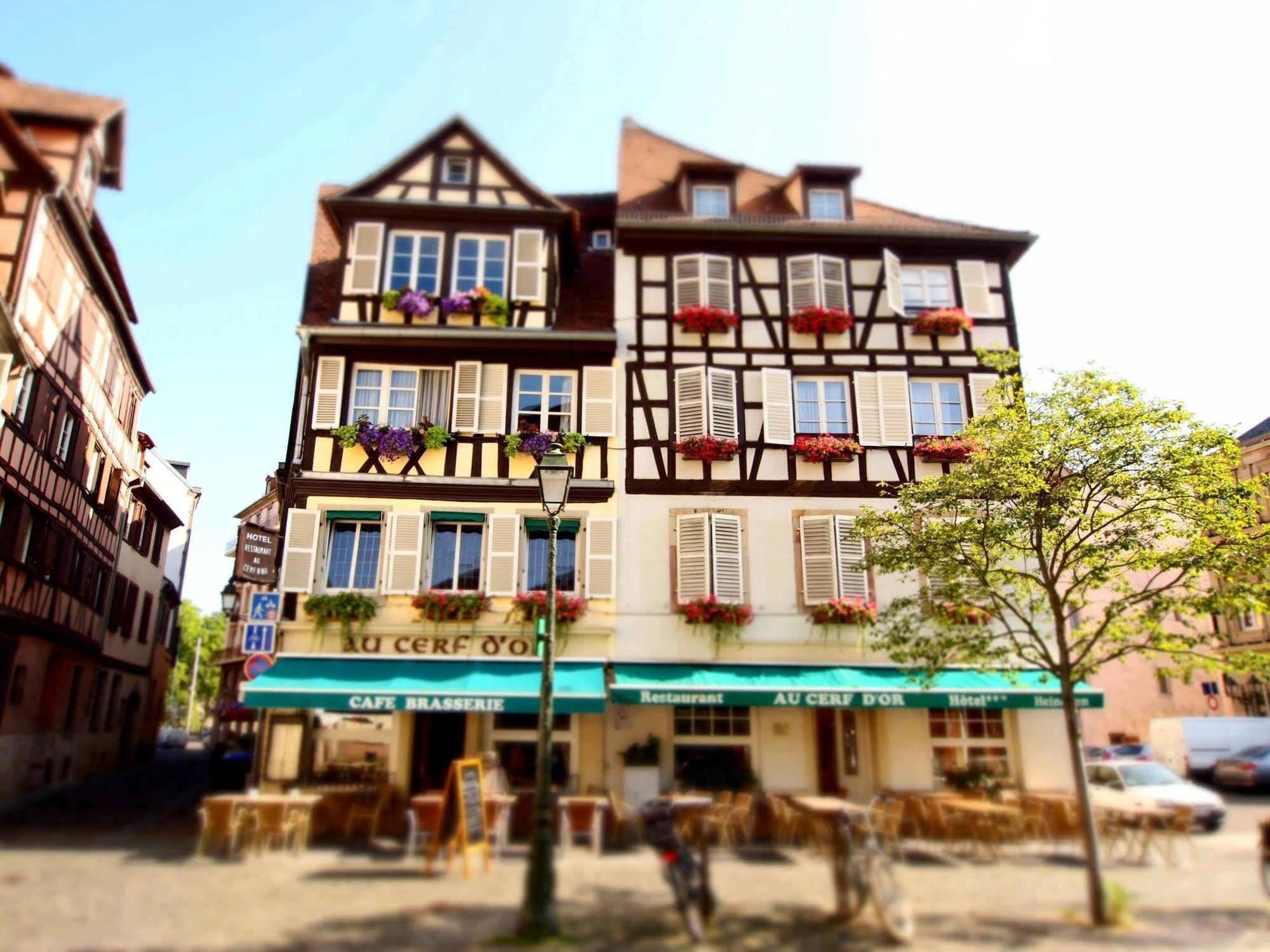 Hotel Restaurant Au Cerf D'Or Страсбург Екстер'єр фото