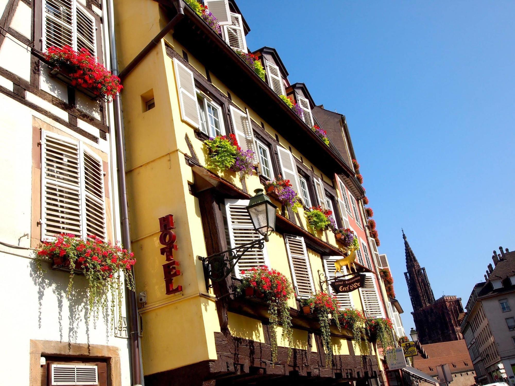 Hotel Restaurant Au Cerf D'Or Страсбург Екстер'єр фото